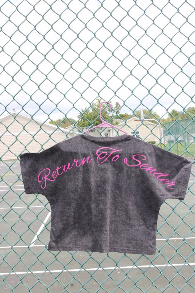Return To Senders Women's "Evil Queen" Tee